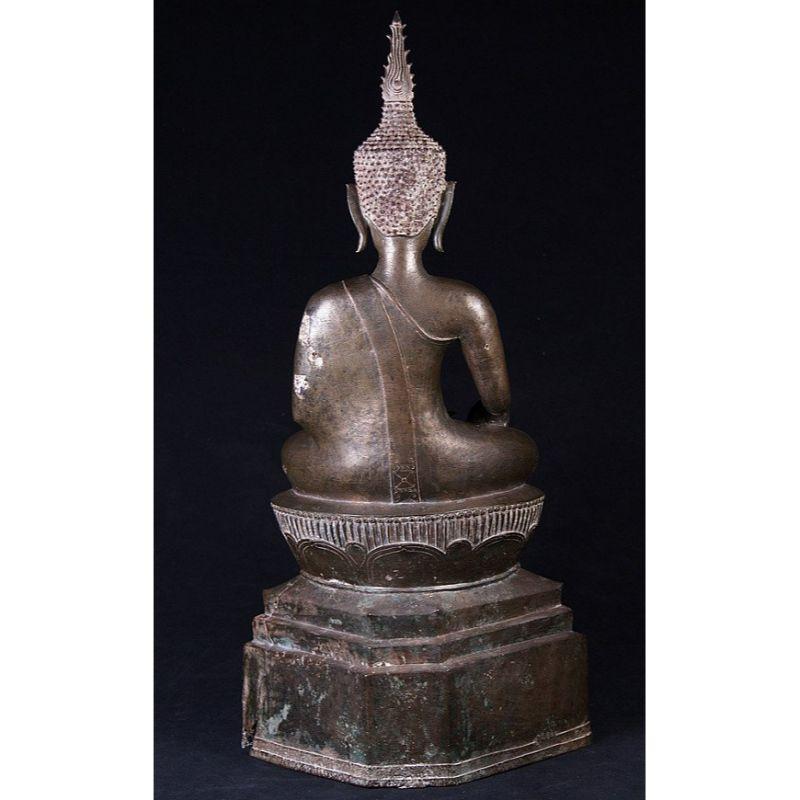 Antike Bronzestatue eines Laos Buddha aus Laos aus Laos im Zustand „Gut“ im Angebot in DEVENTER, NL