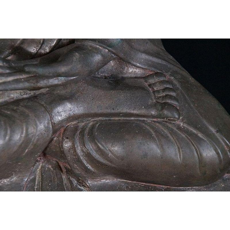 Antique Bronze Mandalay Buddha from Burma For Sale 10