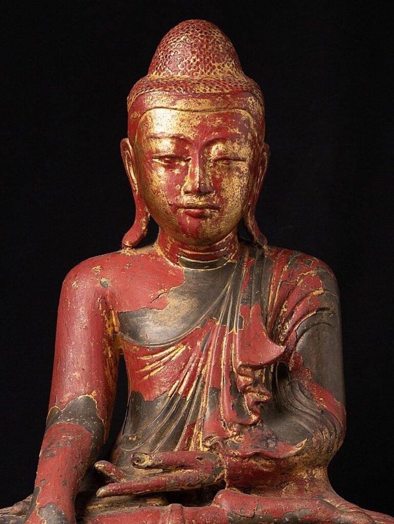 Material: bronze
47,8 cm high 
37,9 cm wide and 22,6 cm deep
Weight: 13.8 kgs
Gilded with 24 krt. gold
Mandalay style
Bhumisparsha mudra
Originating from Burma
19th century.
 