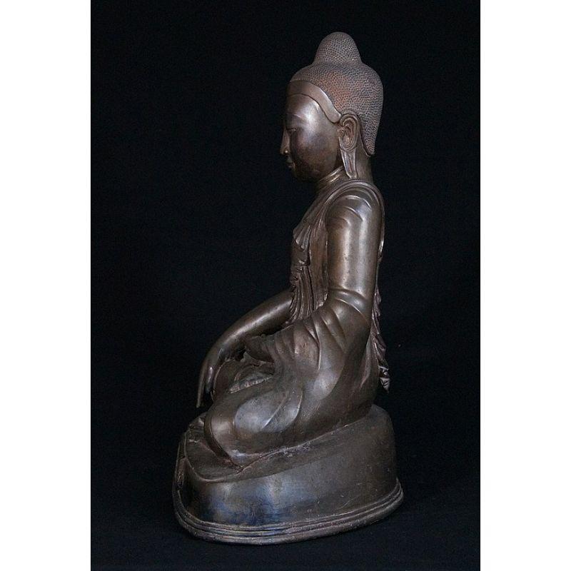 Burmese Antique Bronze Mandalay Buddha from Burma For Sale