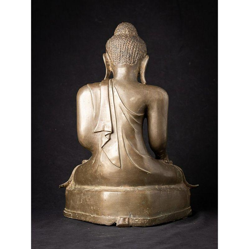 Antique Bronze Mandalay Buddha from Burma 3