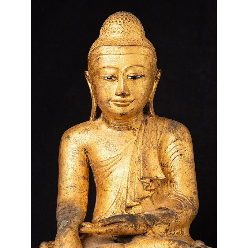 Antique Bronze Mandalay Buddha from Burma For Sale 3
