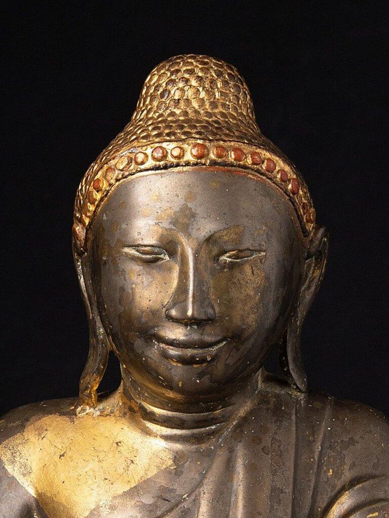 Antique Bronze Mandalay Buddha Statue from Burma For Sale 4