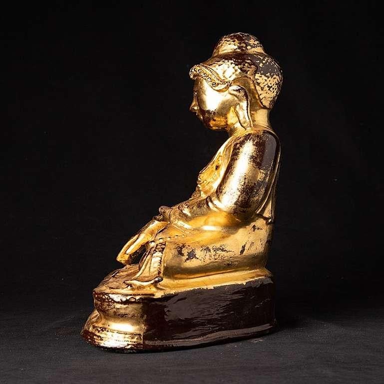 Burmese Antique Bronze Mandalay Buddha Statue from Burma For Sale