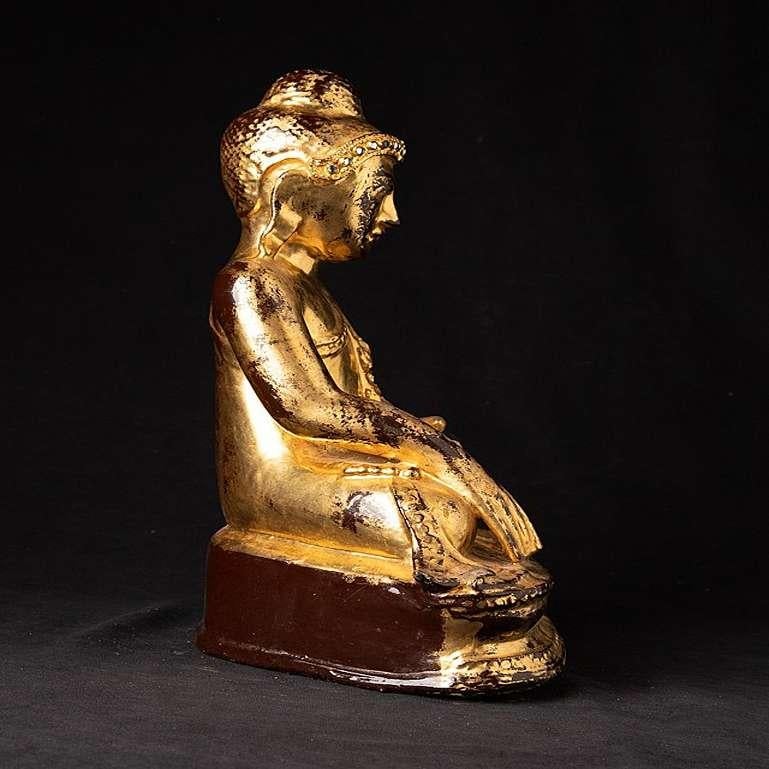 19th Century Antique Bronze Mandalay Buddha Statue from Burma For Sale