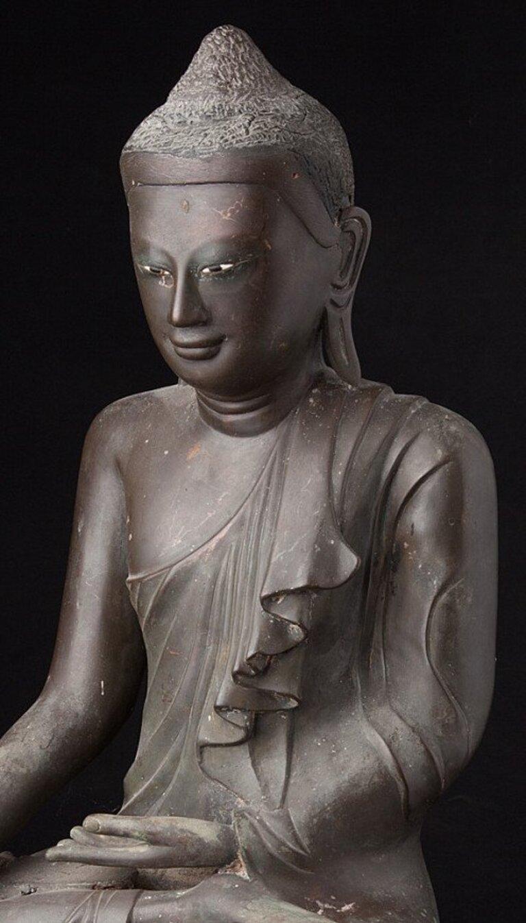 Antique Bronze Mandalay Buddha Statue from Burma 4