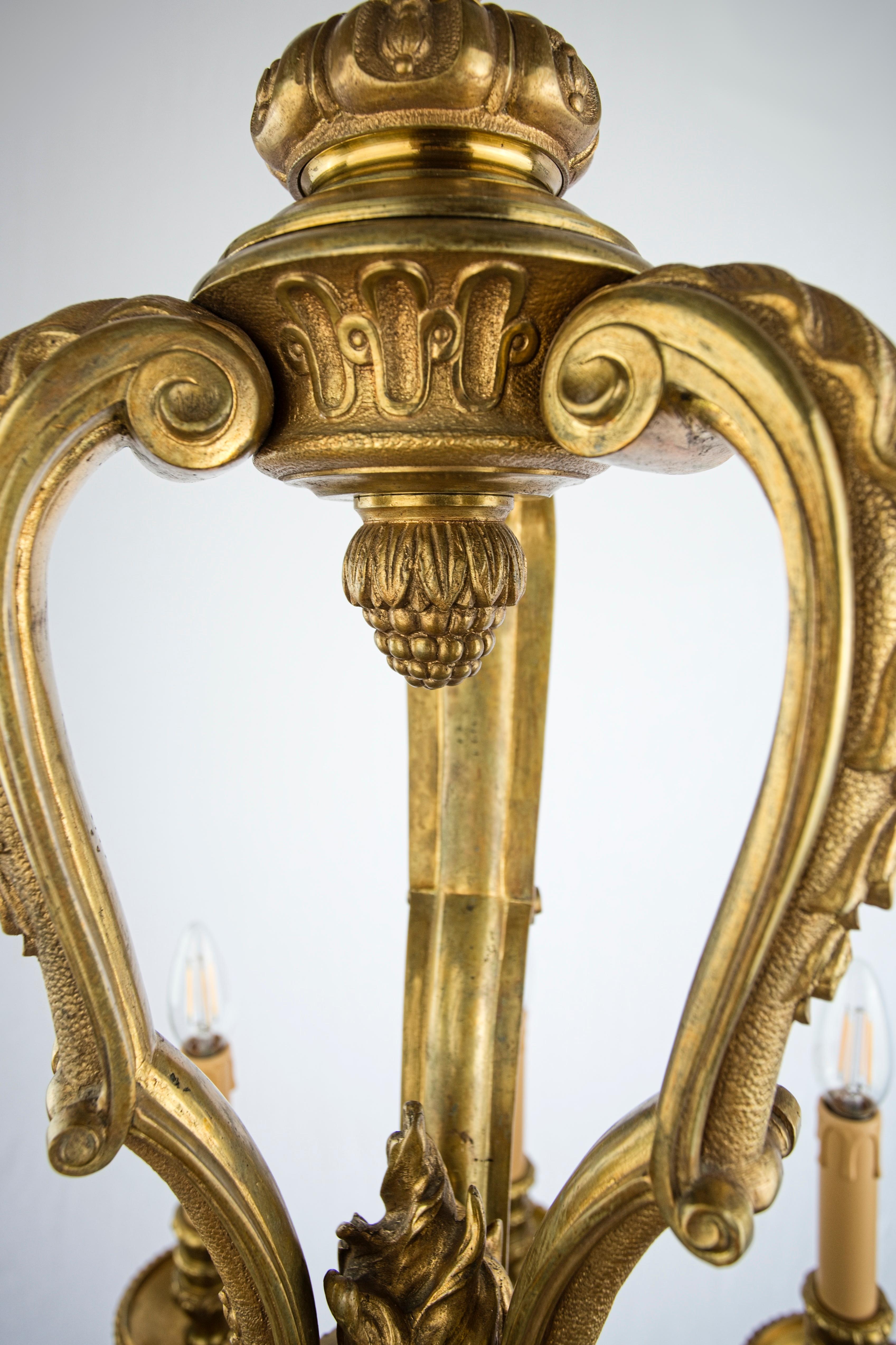 Antiker Mazarin-Kronleuchter aus Bronze. Vergoldet (Louis XIV.) im Angebot