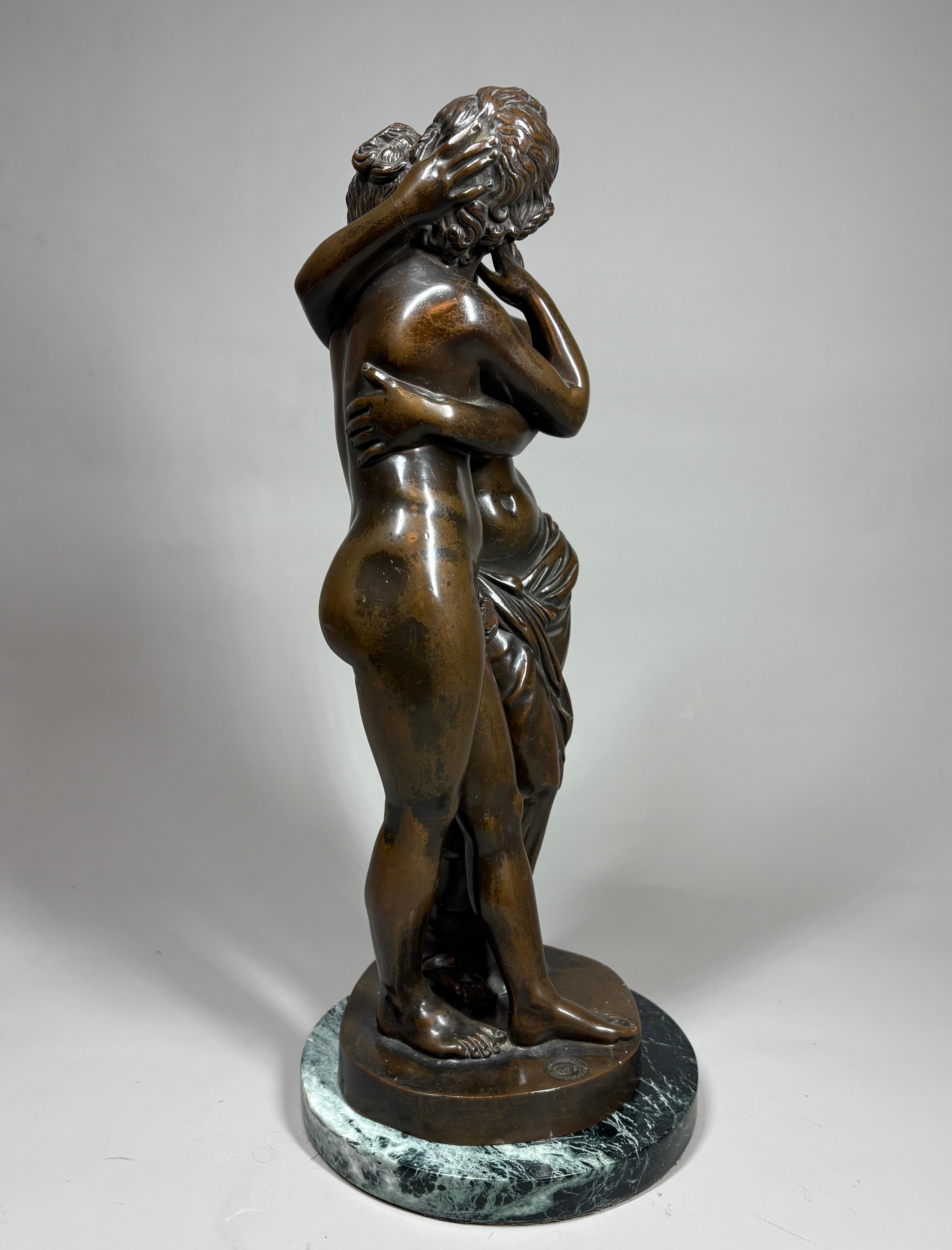Antique bronze model of Cupid and Psyche after The Antique Francés en venta