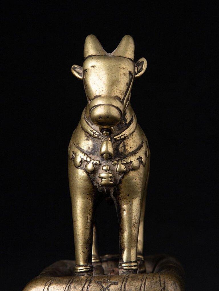 Antique bronze Nandi Bull from India from India 3