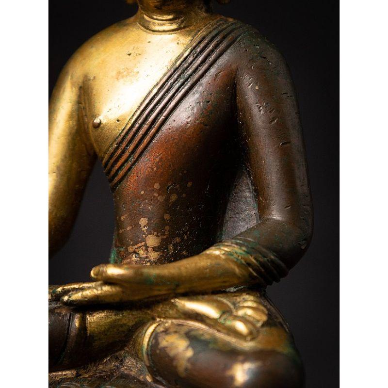 Antique Bronze Nepali Buddha Statue from Nepal For Sale 12
