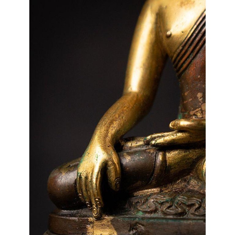 Antique Bronze Nepali Buddha Statue from Nepal For Sale at 1stDibs