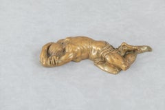 Antike Bronze eines Mannes, der Daunen liegt, Karoly Herpka, Ungarisch (1861-1938)