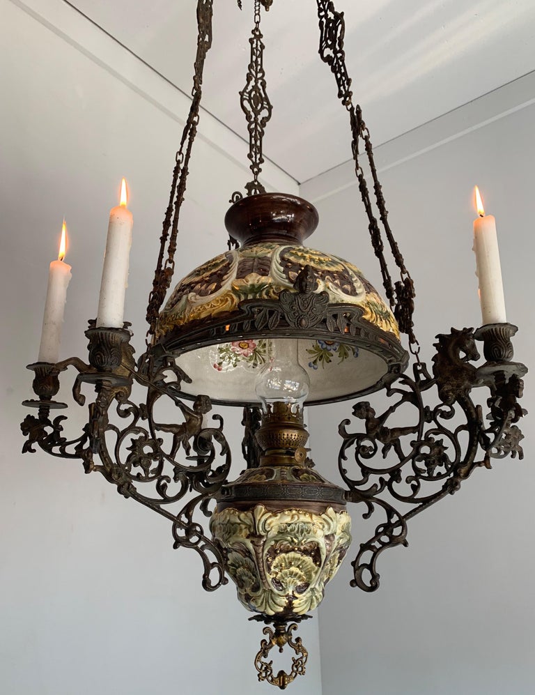 Antique Bronze Oil Lamp with Six-Light Candle Chandelier & Rare Majolica Shade In Good Condition For Sale In Lisse, NL