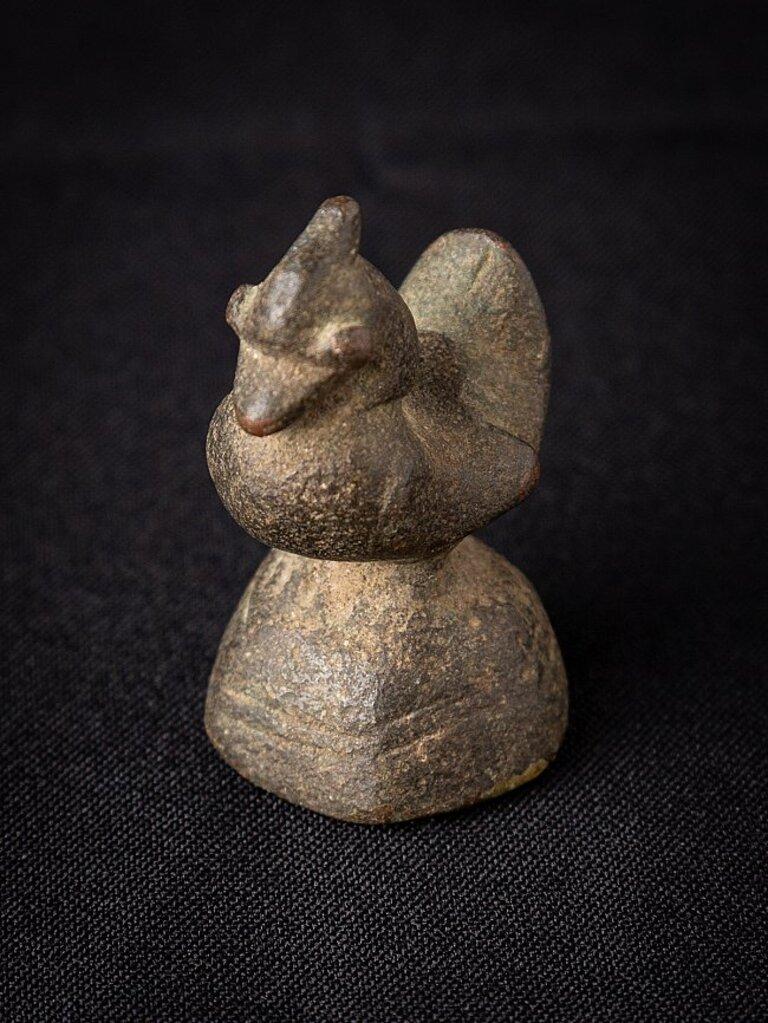 Poids en bronze ancien d'opium de Birmanie en vente 5