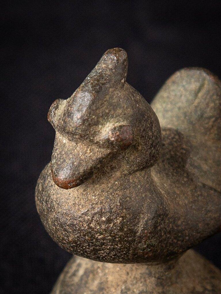 Poids en bronze ancien d'opium de Birmanie en vente 6