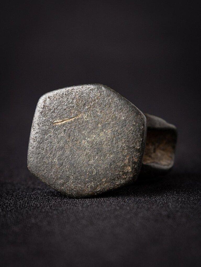 Antique bronze Opium Weight from Burma For Sale 6