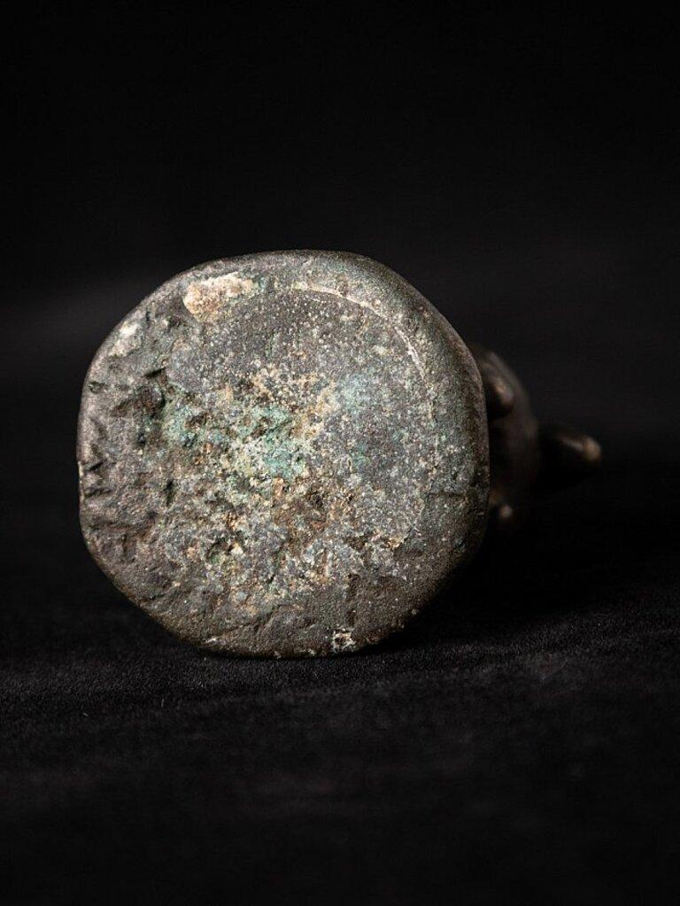 Antikes Opiumgewicht aus Bronze aus Birma im Angebot 7