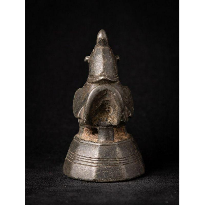 Material: bronze
5,6 cm high 
3,3 cm wide and 3,8 cm deep
Weight: 0.160 kgs
Originating from Burma
19th century
