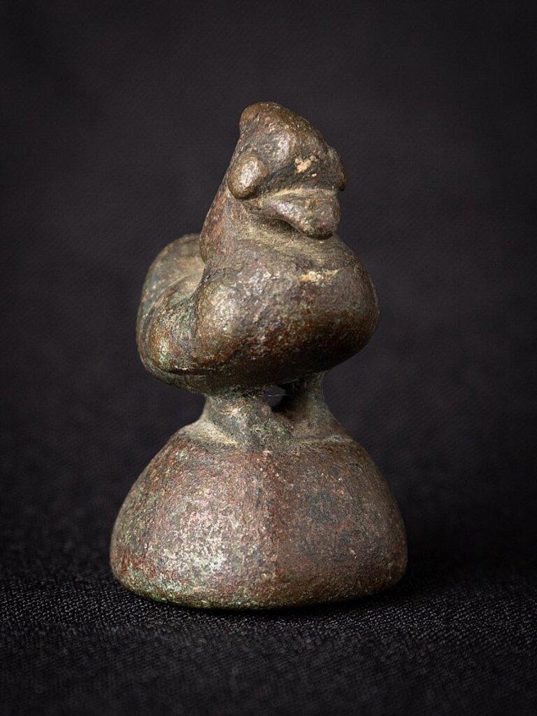 Antique Bronze Opium Weight from Burma In Good Condition For Sale In DEVENTER, NL