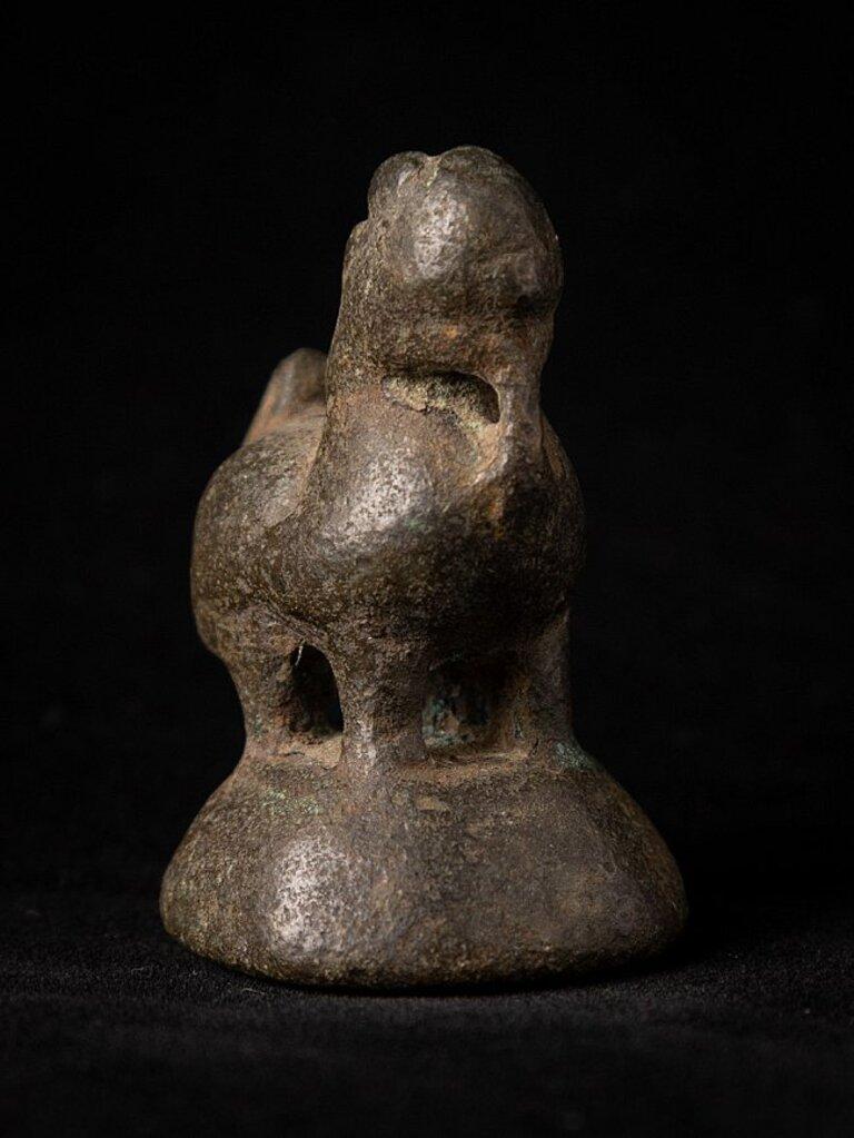 Antique bronze Opium Weight from Burma In Good Condition For Sale In DEVENTER, NL