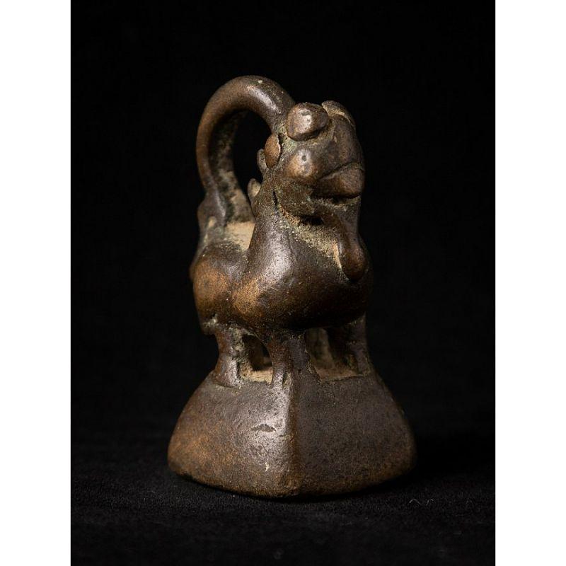 Antique bronze Opium Weight from Burma In Good Condition In DEVENTER, NL