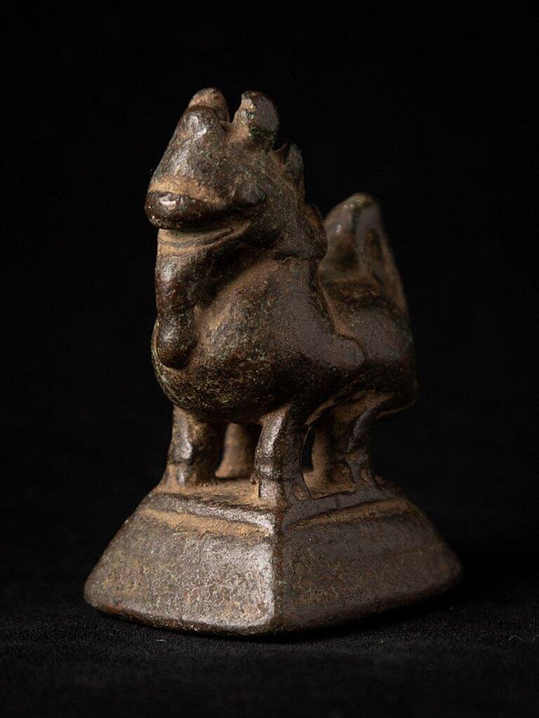 Poids en bronze ancien d'opium de Birmanie en vente 1