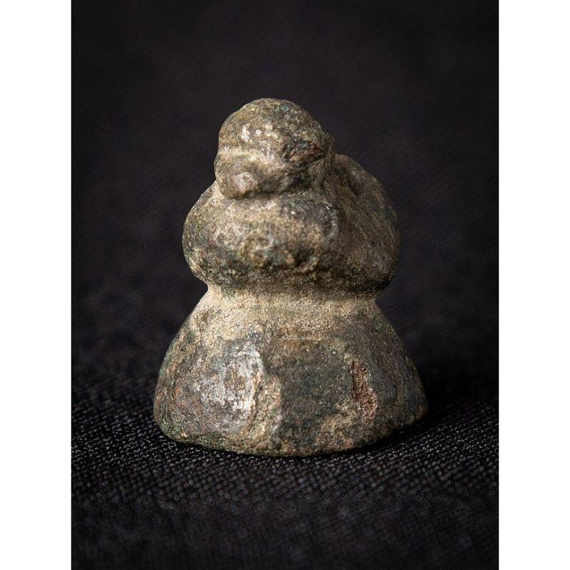 Poids en bronze ancien d'opium de Birmanie en vente 1