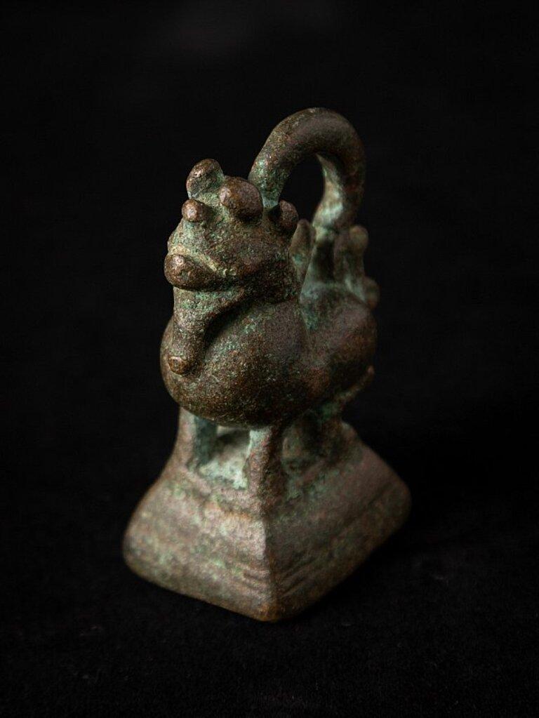 Antique Bronze Opium Weight from Burma For Sale 2