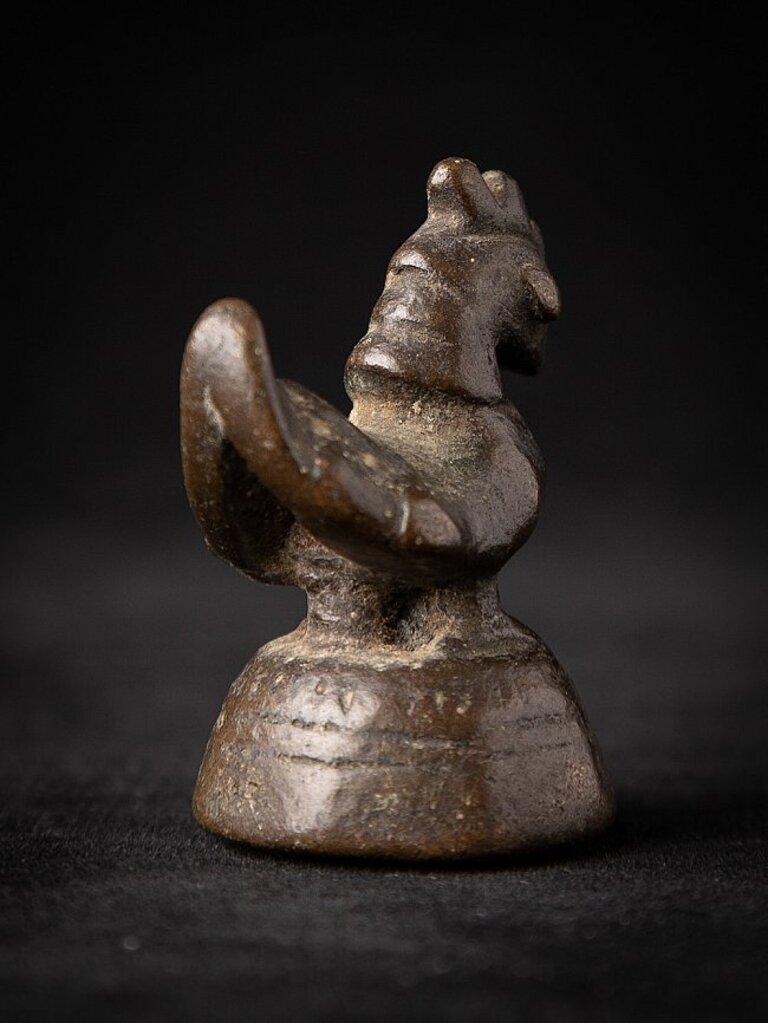 Poids en bronze ancien d'opium de Birmanie en vente 4