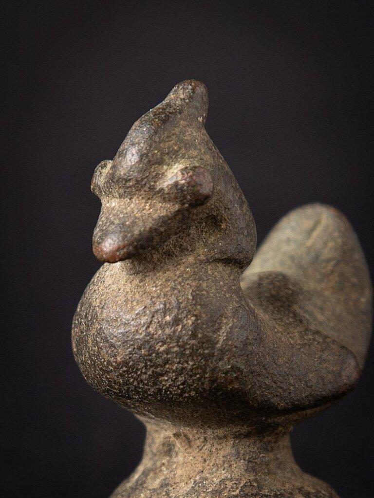Poids en bronze ancien d'opium de Birmanie en vente 4