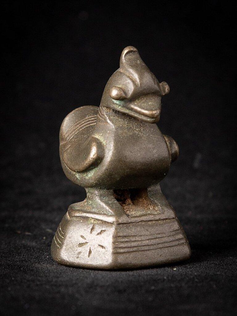 Antique bronze Opium weight from Burma  Original Buddhas In Good Condition For Sale In DEVENTER, NL