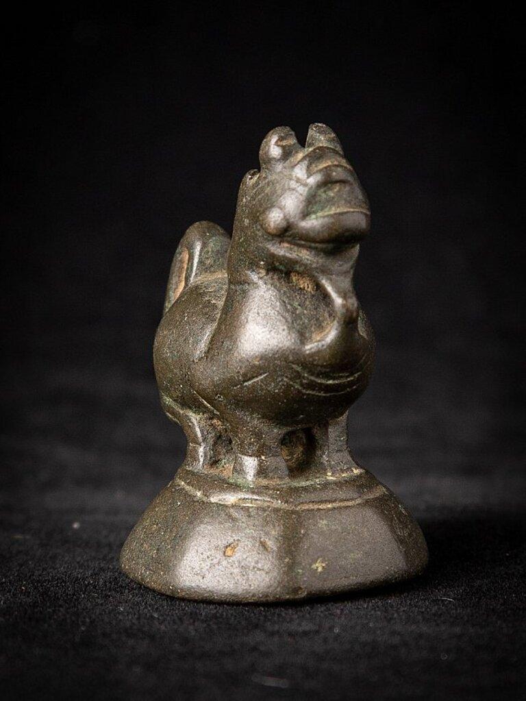 Antique bronze Opium Weight from Burma  Original Buddhas In Good Condition For Sale In DEVENTER, NL