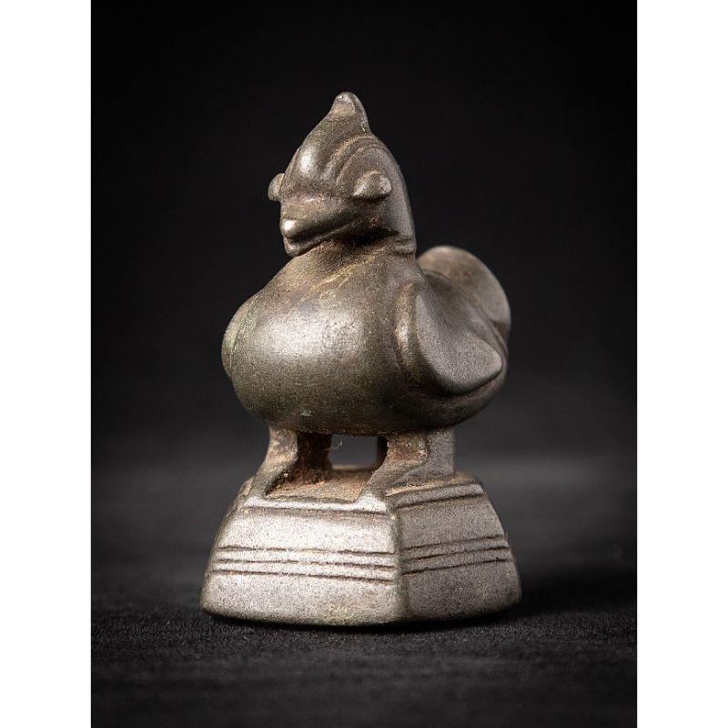 Poids en bronze ancien d'opium de Birmanie  Bouddhas originaux en vente 3