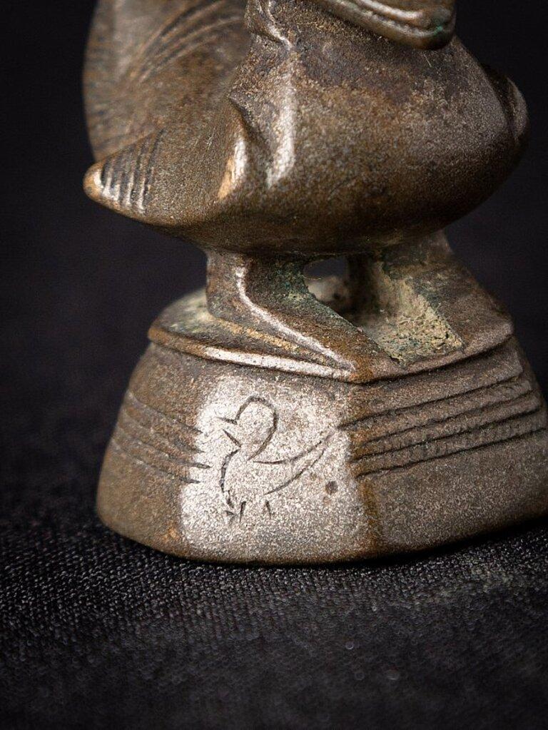 Antiker Opiumbeschwerer aus Bronze aus Burma im Angebot 5