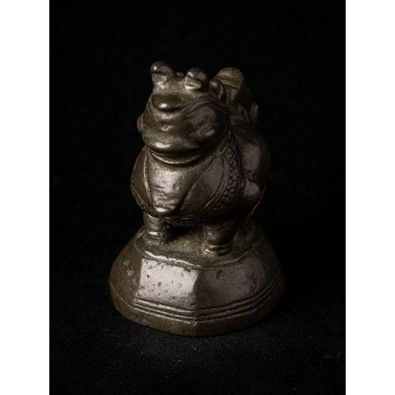 Antique Bronze Opiumweight from Burma For Sale 2