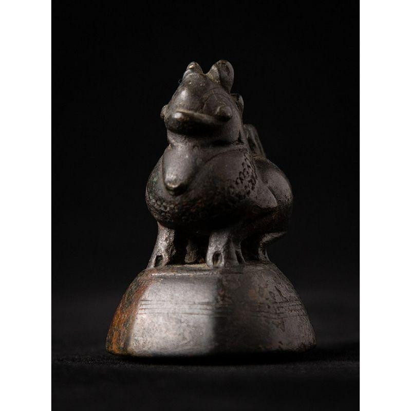 Antique bronze Opiumweight from Burma For Sale 3
