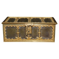 Antico cofanetto per gioielli in bronzo, ormolu e pelle