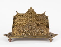 Porte-lettres de bureau ancien en bronze de style Renaissance