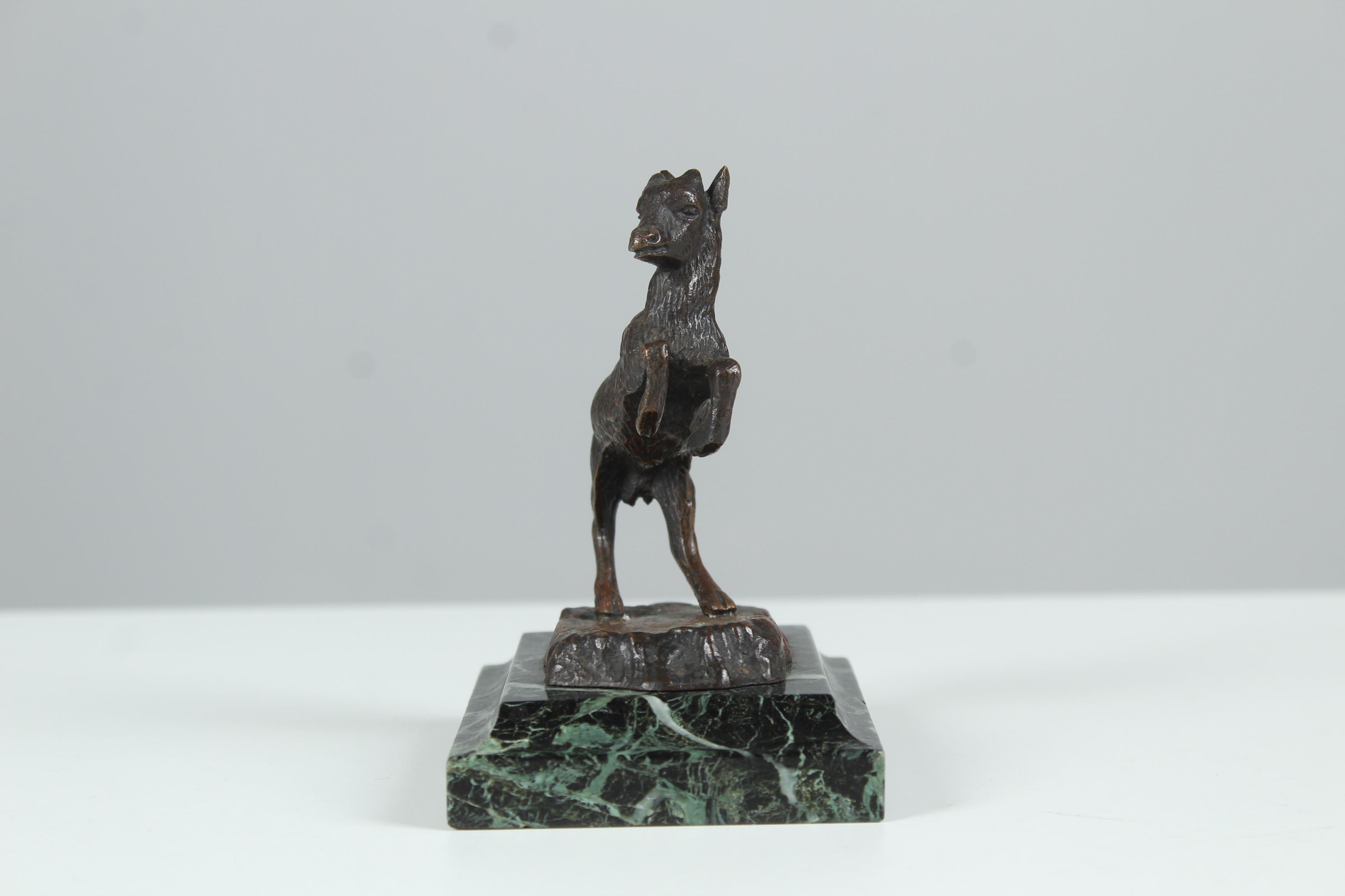 Late 19th Century Antique Bronze Sculpture by Antoine-Louis Barye, circa 1870 For Sale