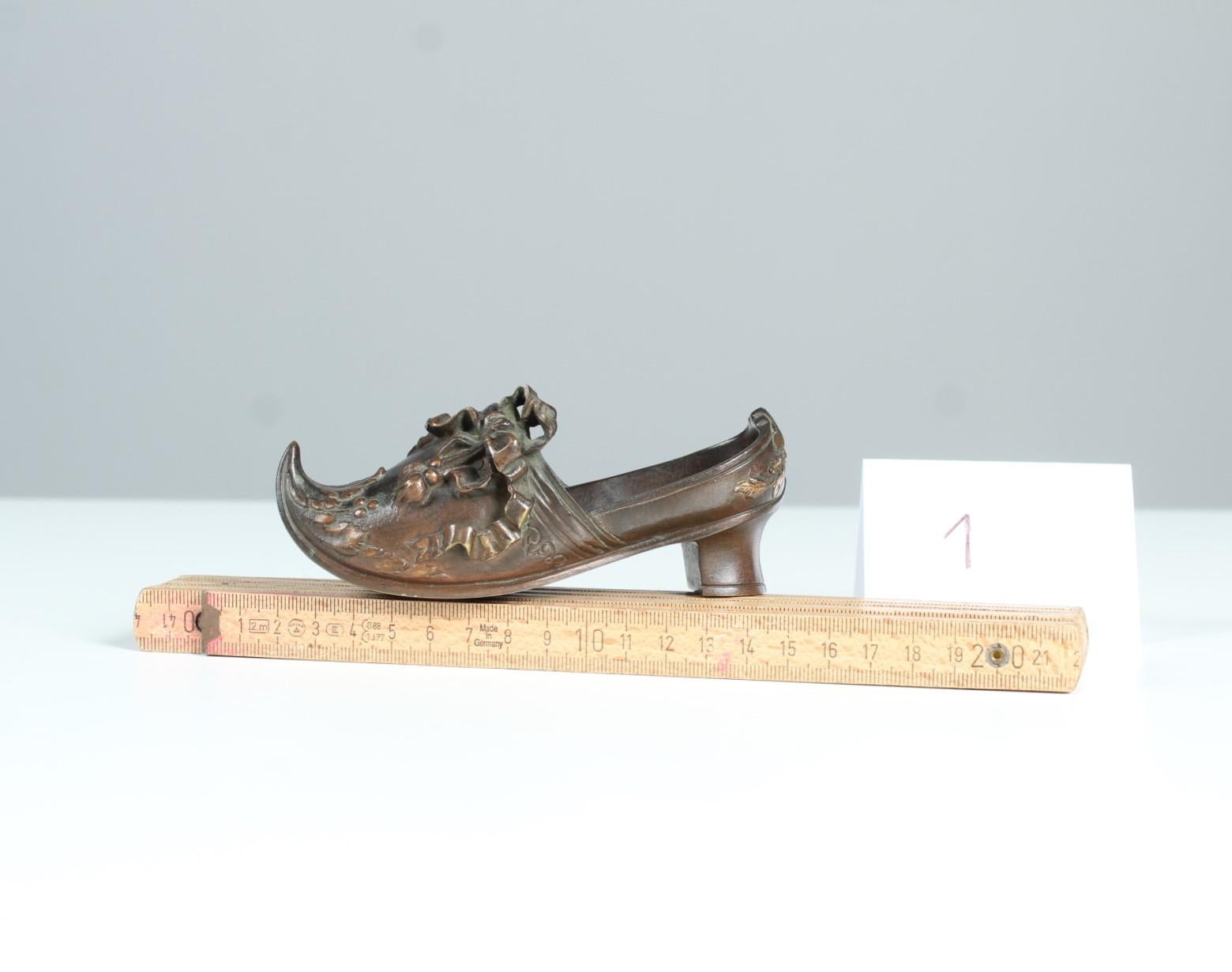 Antique Bronze Sculpture, Jewelry Tray, French Shoe, Late 19th Century, France In Good Condition For Sale In Greven, DE