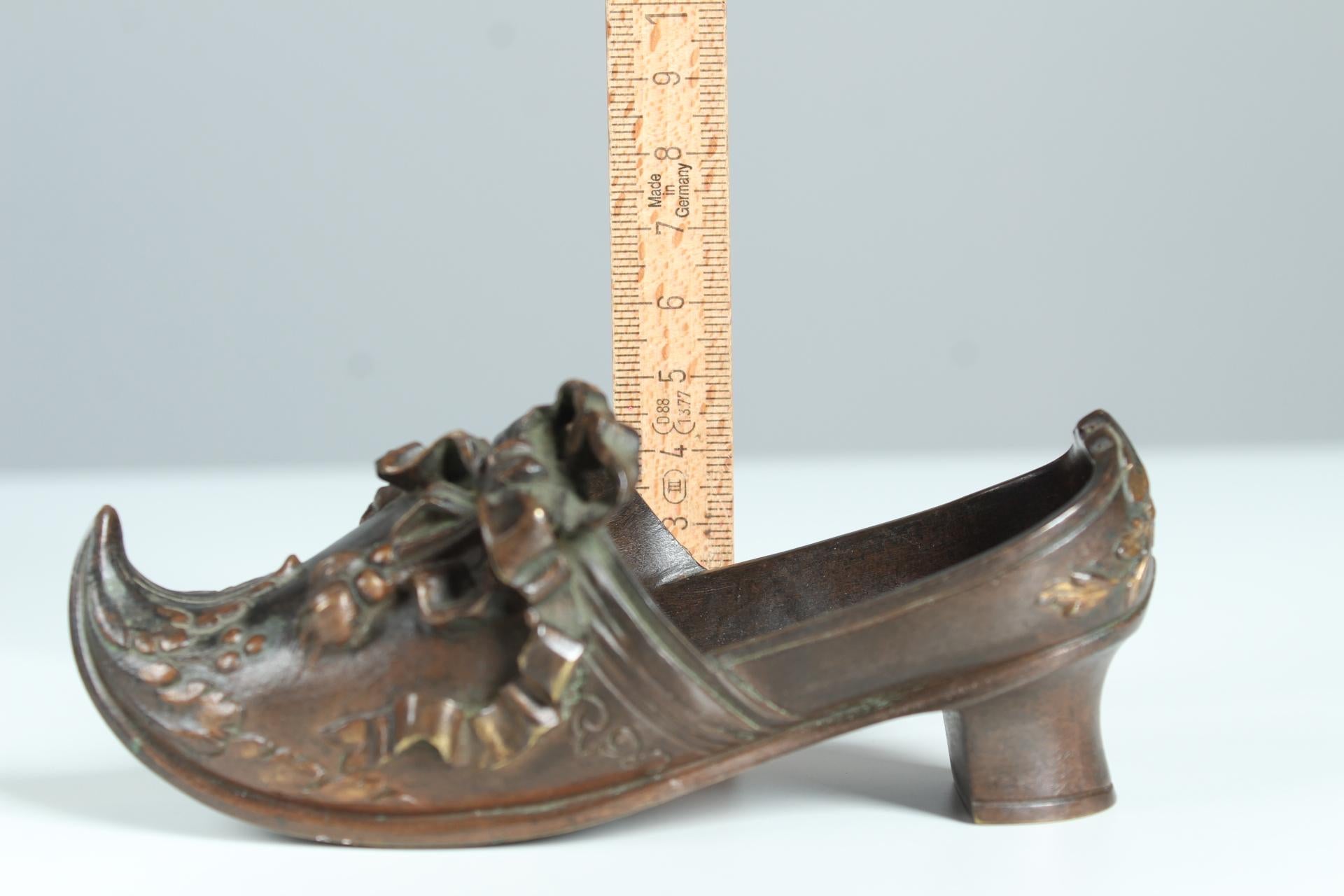 Antique Bronze Sculpture, Jewelry Tray, French Shoe, Late 19th Century, France For Sale 4