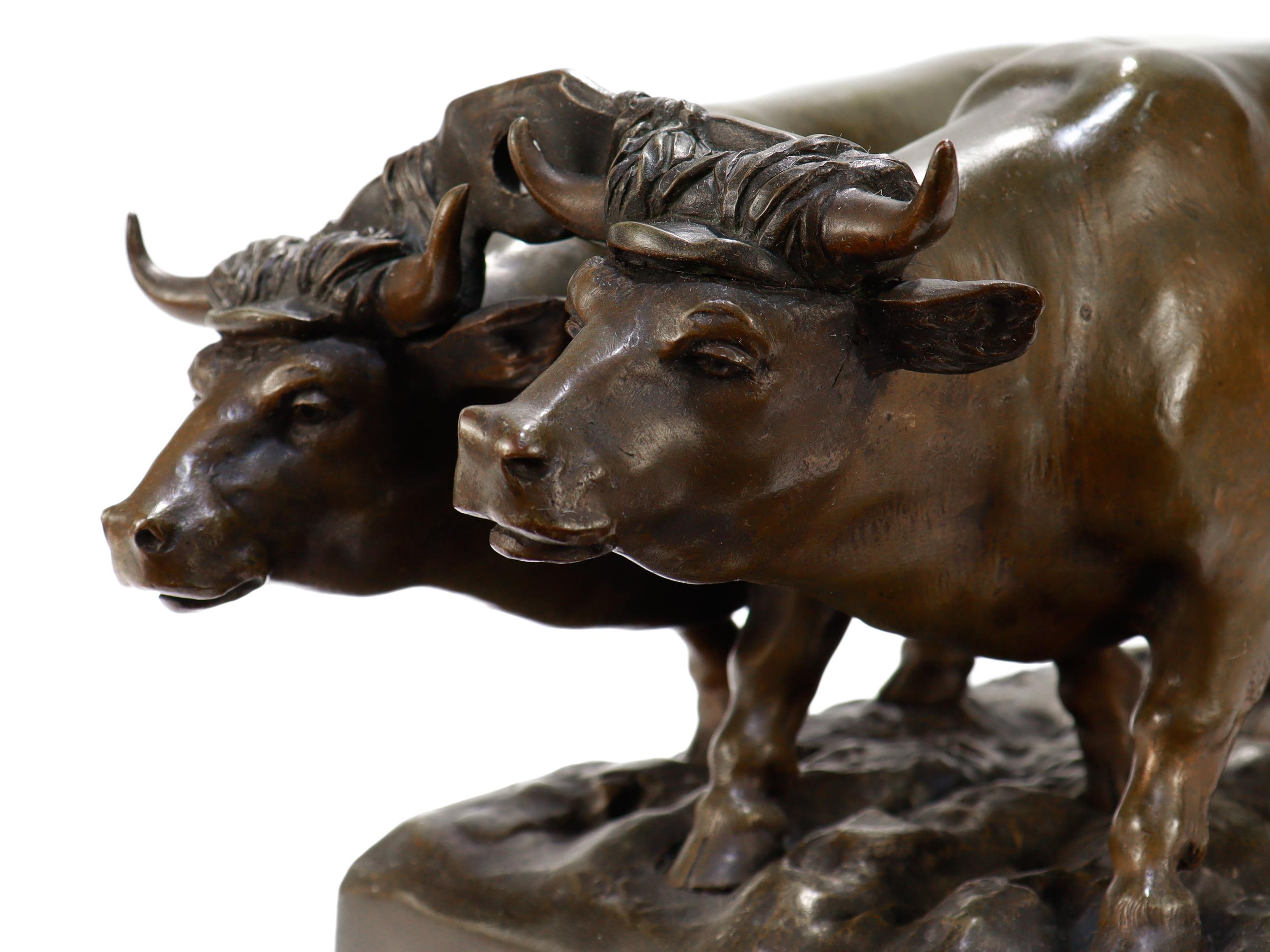 Sculpture ancienne d'un fermier pliant avec deux chèvres par Marcel Debut en vente 7