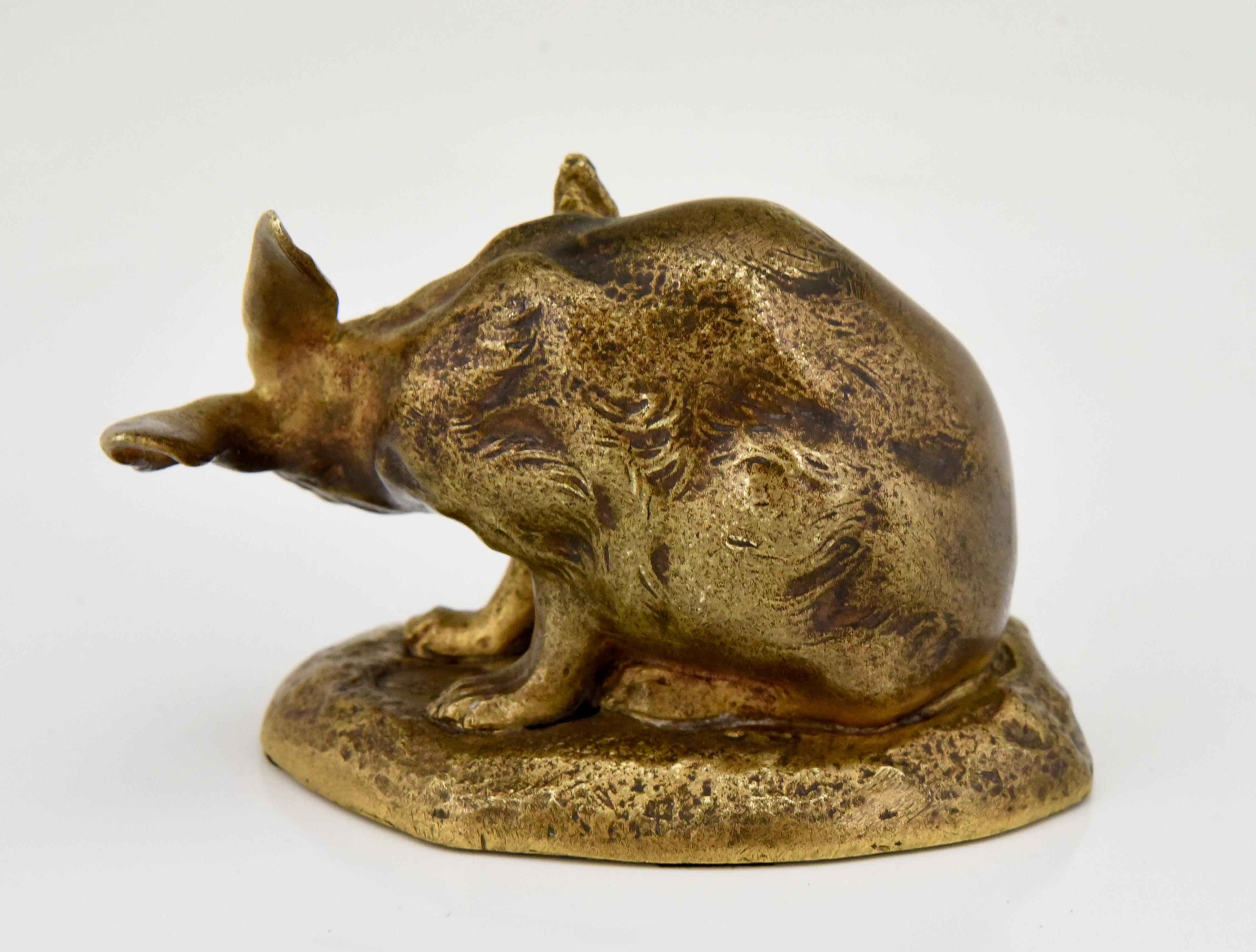 Antique Bronze Sculpture of a Hare Washing Charles Gremion, France, 1900 In Good Condition In Antwerp, BE