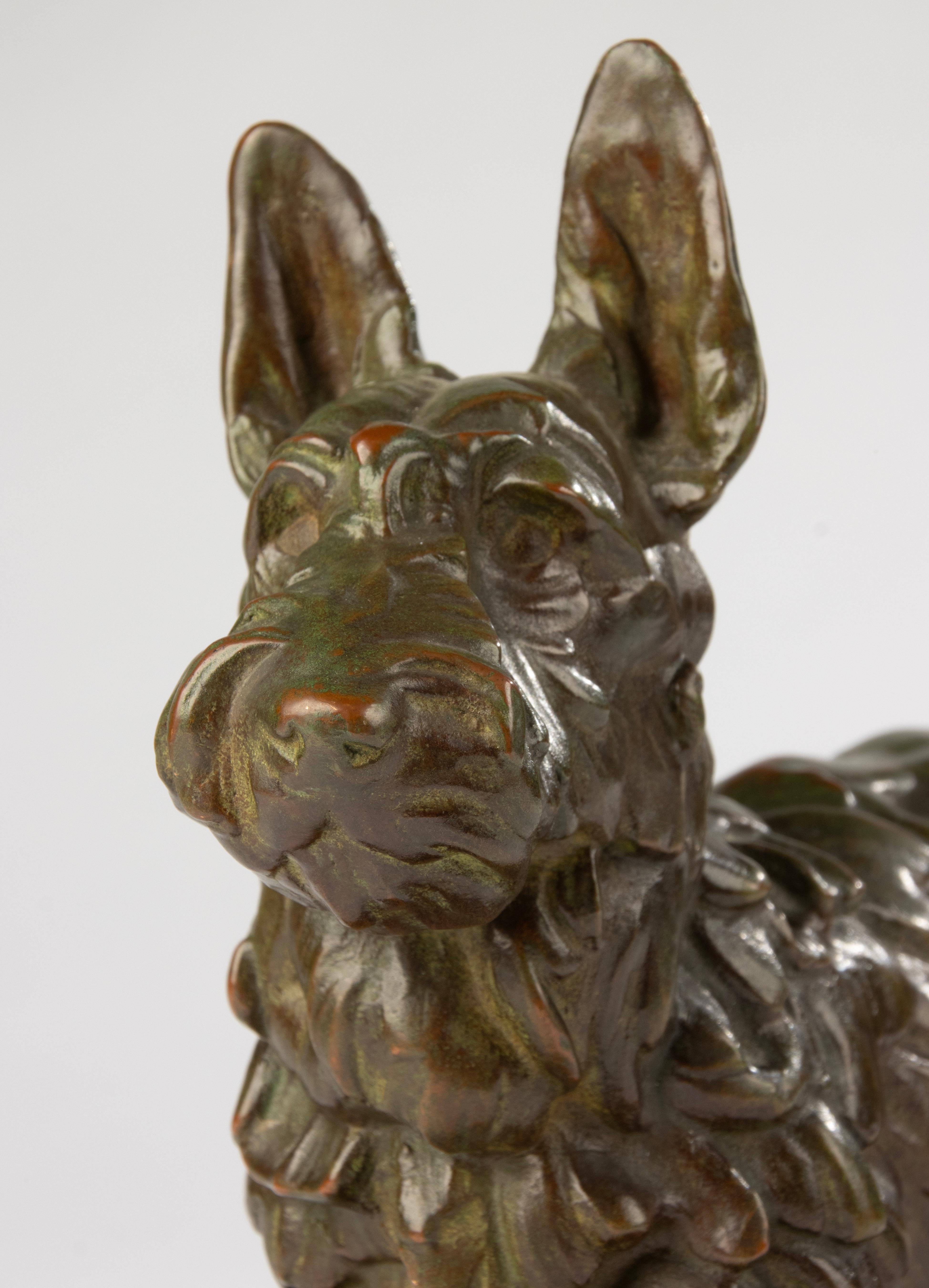 Antike Bronzeskulptur eines schottischen Hundes aus Schottland – frühes 20. Jahrhundert im Angebot 12
