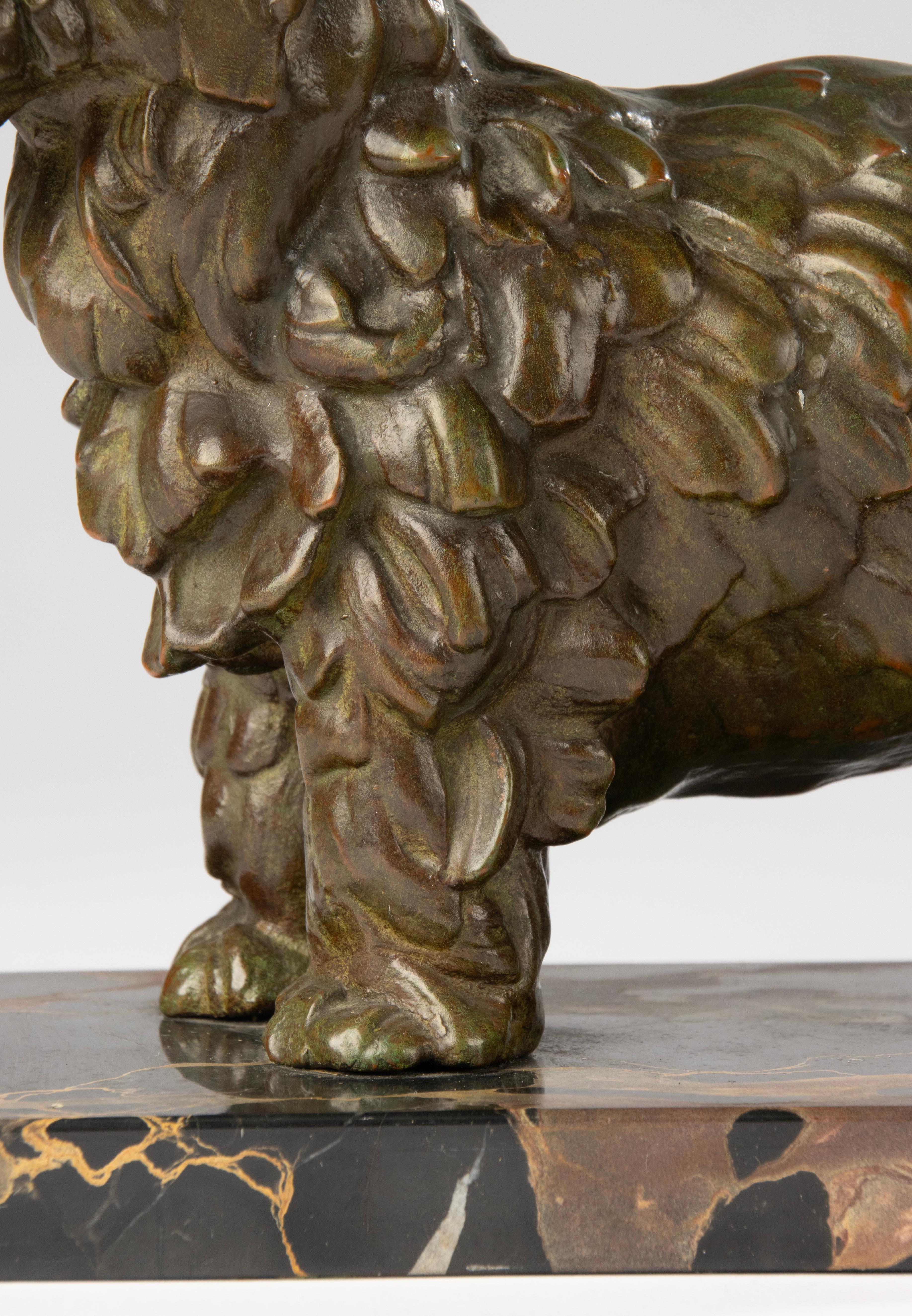 Antike Bronzeskulptur eines schottischen Hundes aus Schottland – frühes 20. Jahrhundert (Frühes 20. Jahrhundert) im Angebot