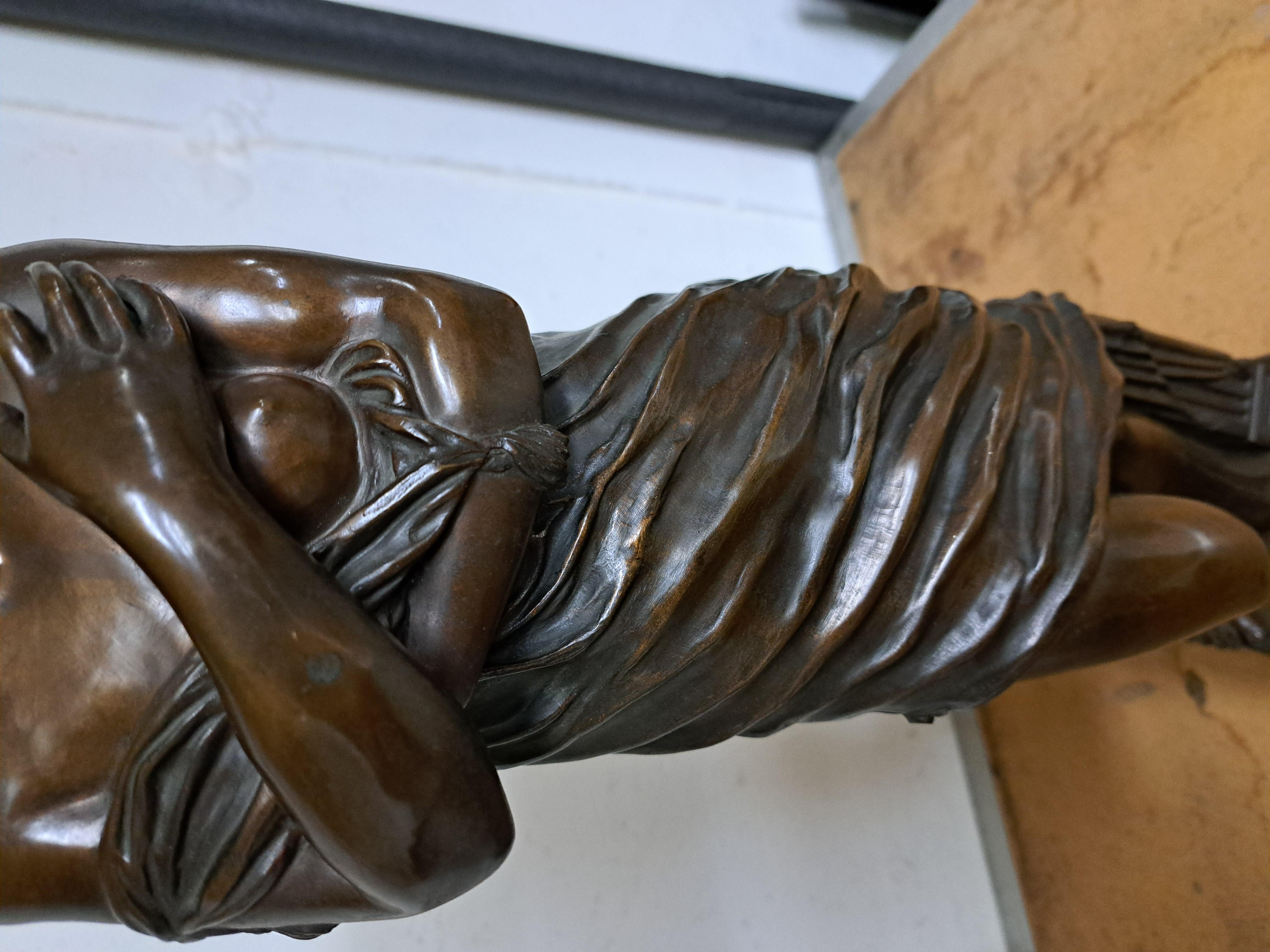 Scultura in bronzo antico di una donna In condizioni buone in vendita a Newtown, CT