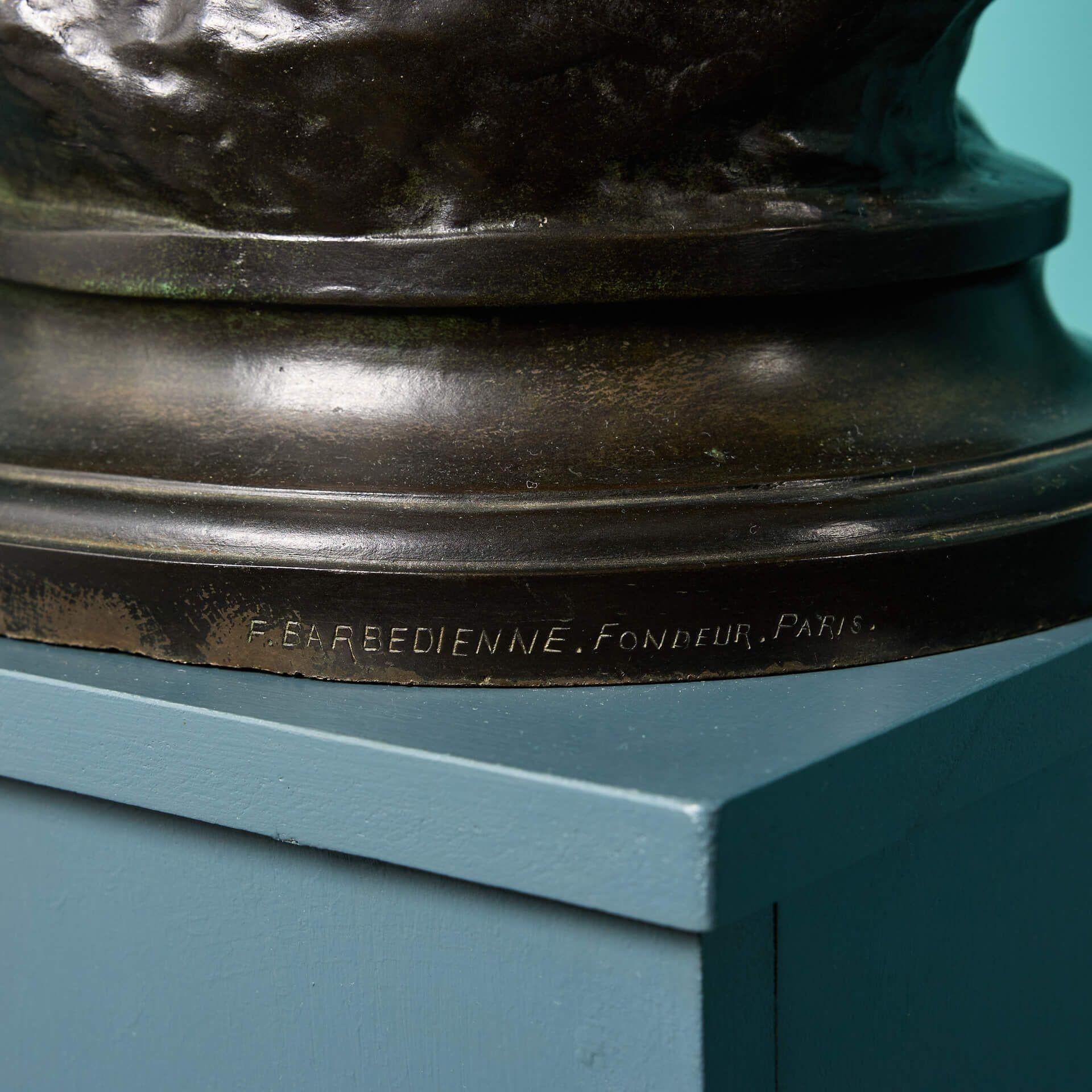 Scultura antica in bronzo di Ebe e l'Aquila di Giove in vendita 4