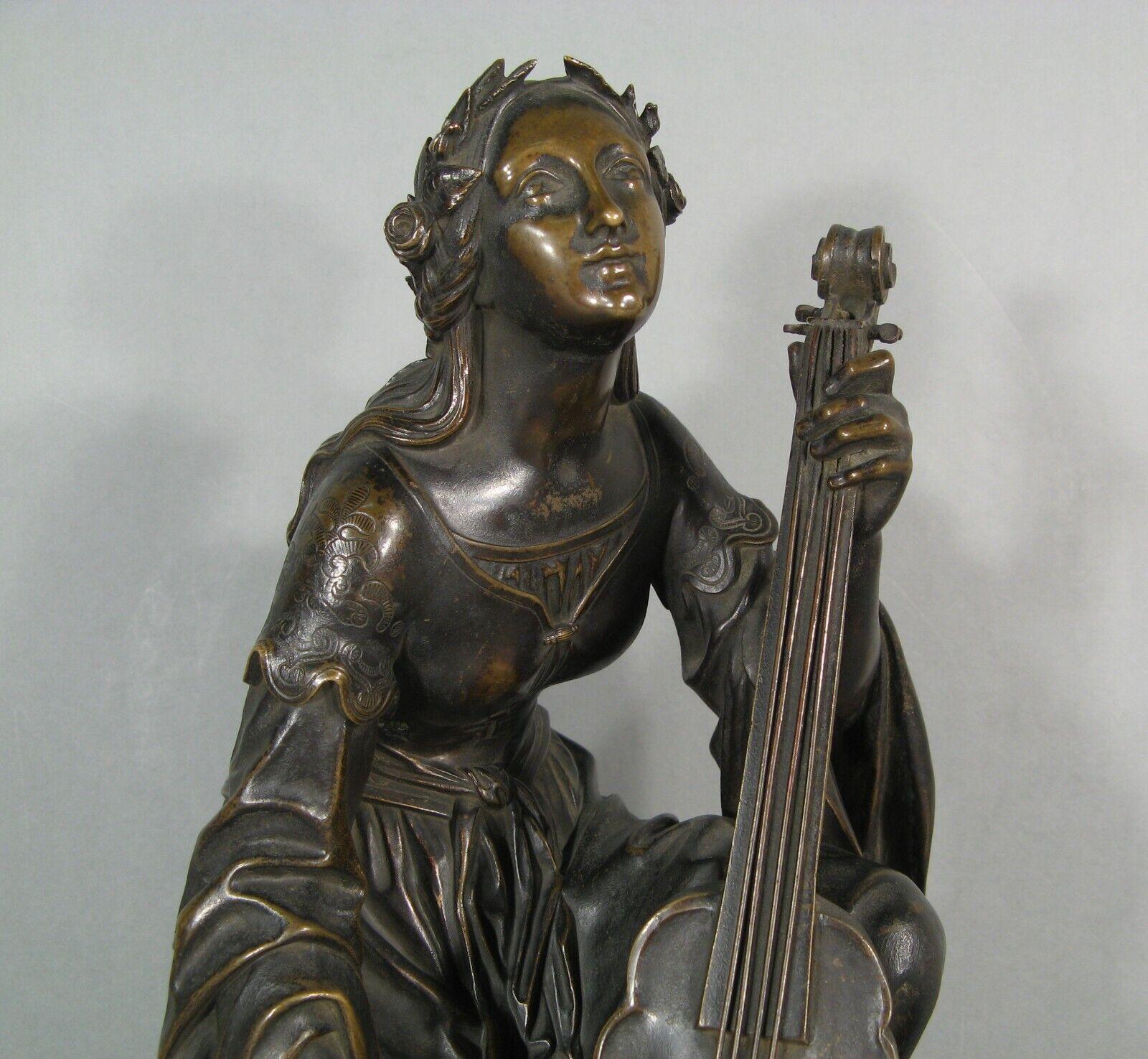 Escultura antigua de bronce de Sainte Cécile de T. Gechter, 1841 - 1Y217 Imperio