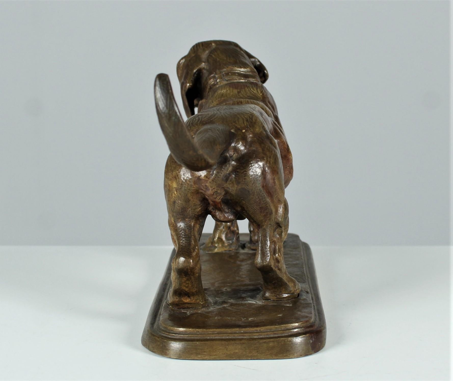 Escultura antigua de bronce, firmada 