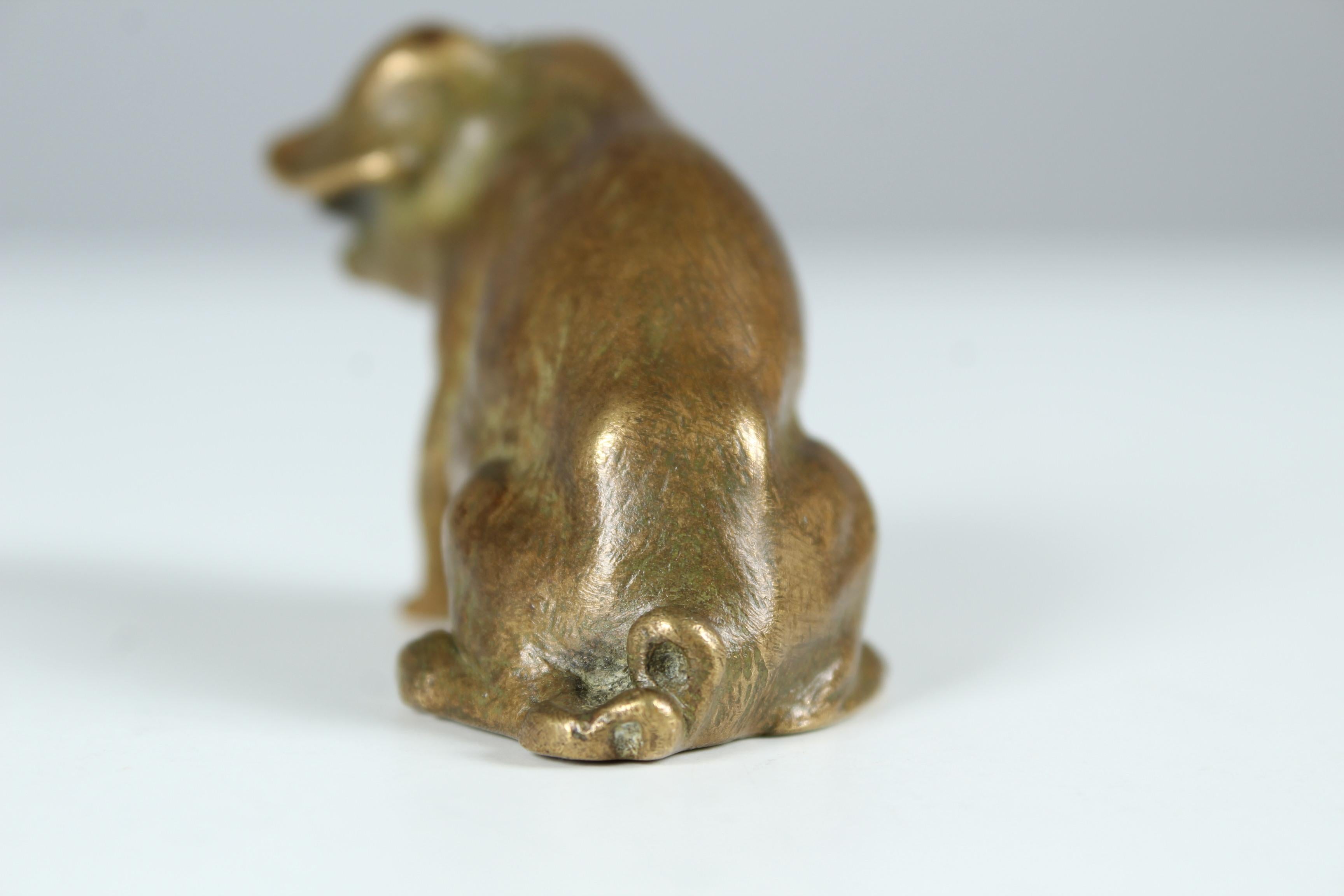 Antique Bronze Sculpture Sitting Pig, Signed L.Carvin, Around 1910, Susse Frères For Sale 6